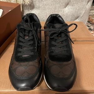 Brown leather Signature Coach Sneakers